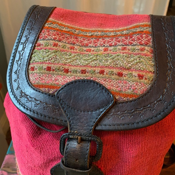 Vintage woven backpack - Picture 3 of 13